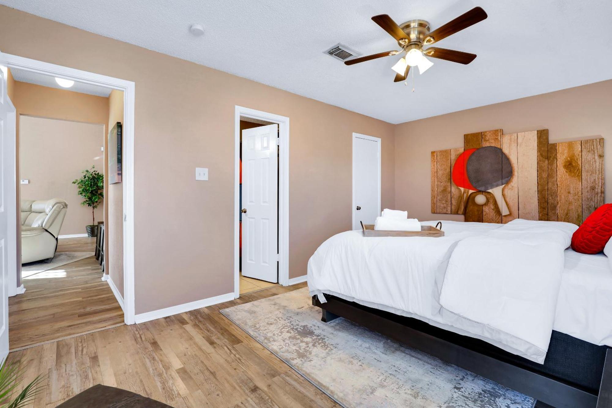 Pong - A Birdy Vacation Rental San Antonio Ngoại thất bức ảnh